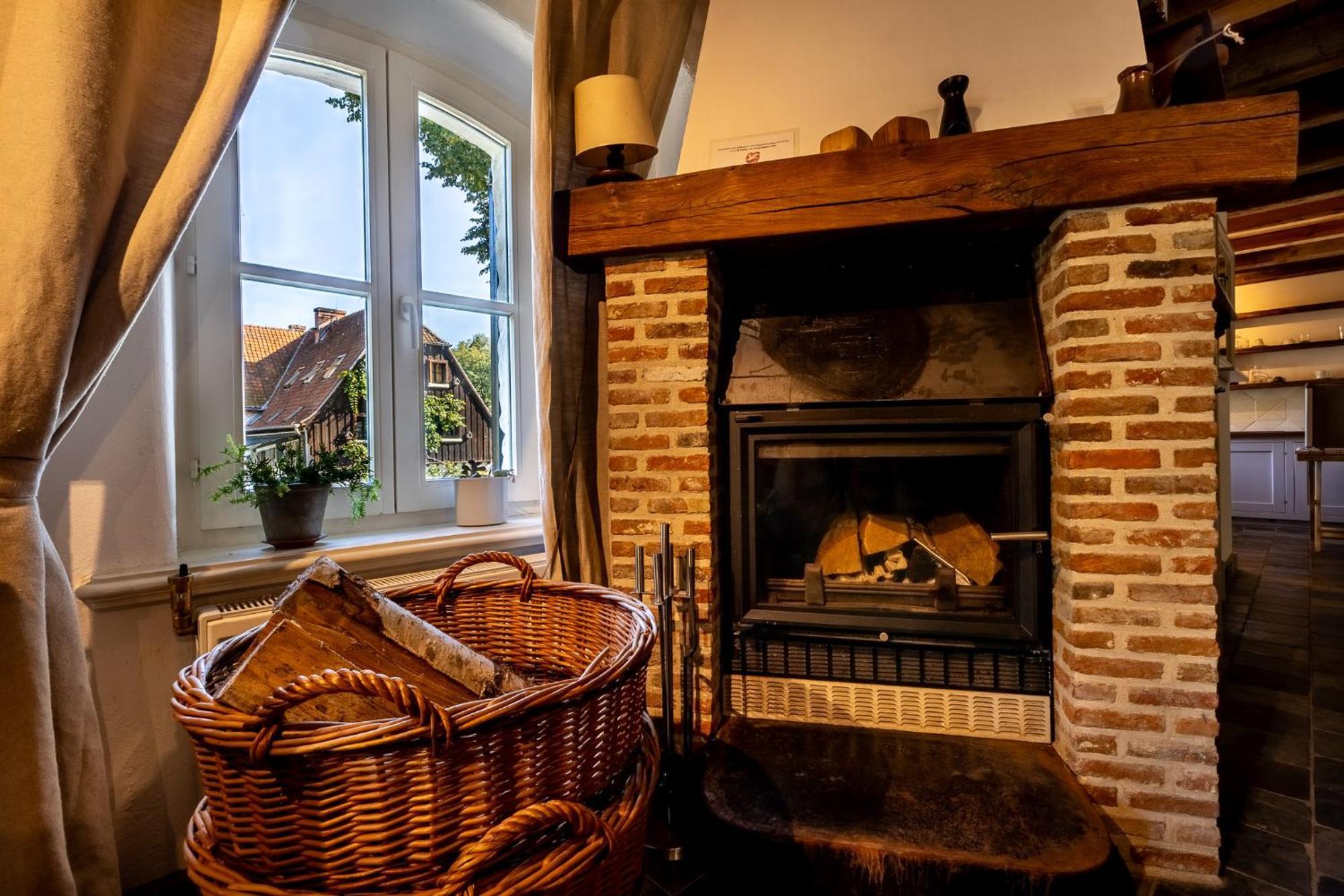 Gosciniec Pod Zajacem Bed & Breakfast Olesnica  Exterior photo